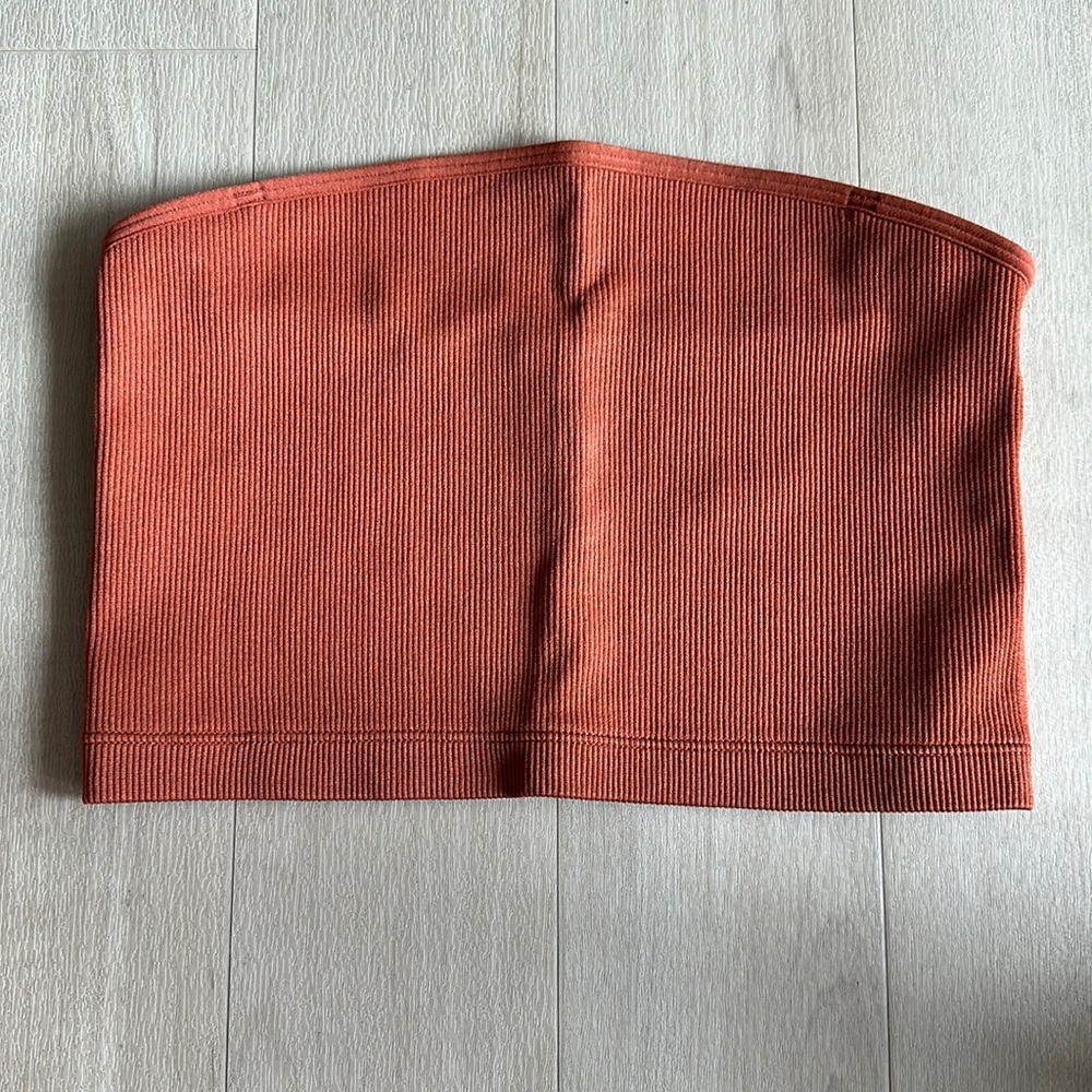 NWOT Abercrombie cropped tube top (M)